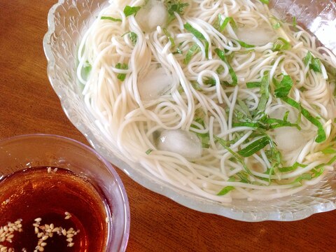 夏だからさっぱり！大葉入り冷麦